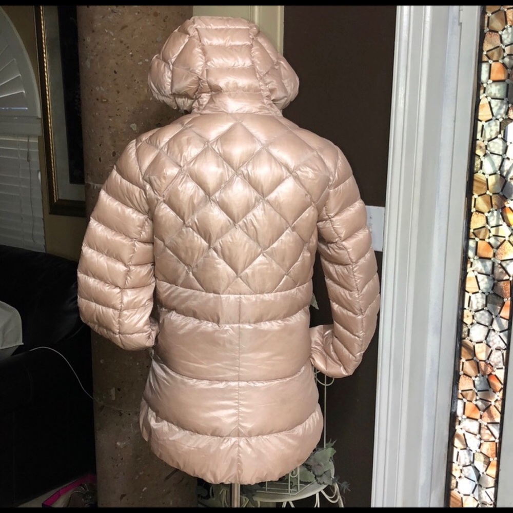 Lululemon jacket - Picture 2 of 5